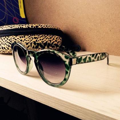 Fashion Summer Unisex Beach Fun Leopard Sunglasses