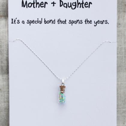 Mother And Daughter Family Holiday Gift Woman..