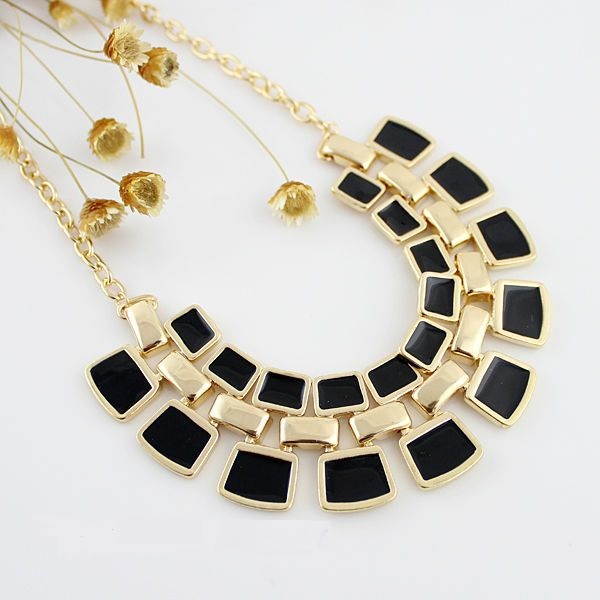 Classy And Elegant Special Occasion Woman Necklace