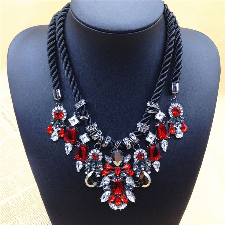 Engagement Jewelry Elegant Woman Red Crystal Pendants Necklace