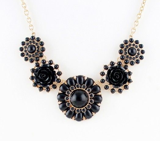 Flower Pendants Anniversary Black Fashion Woman Necklace