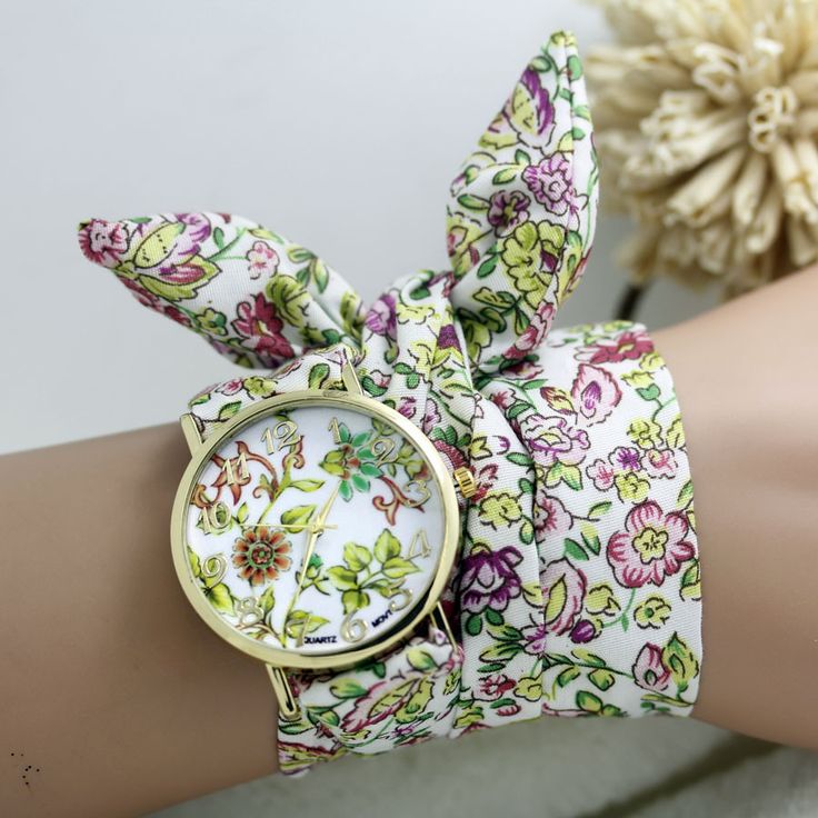 Red Rose Floral Holiday Gift Woman Watch