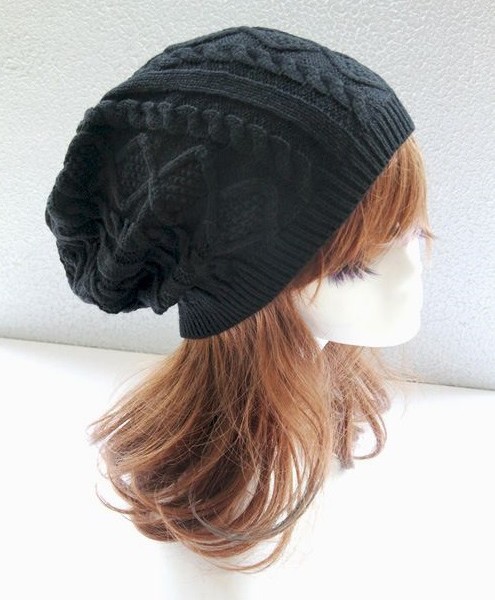 Girl Fashion Black Winter Warm Knitted Hat